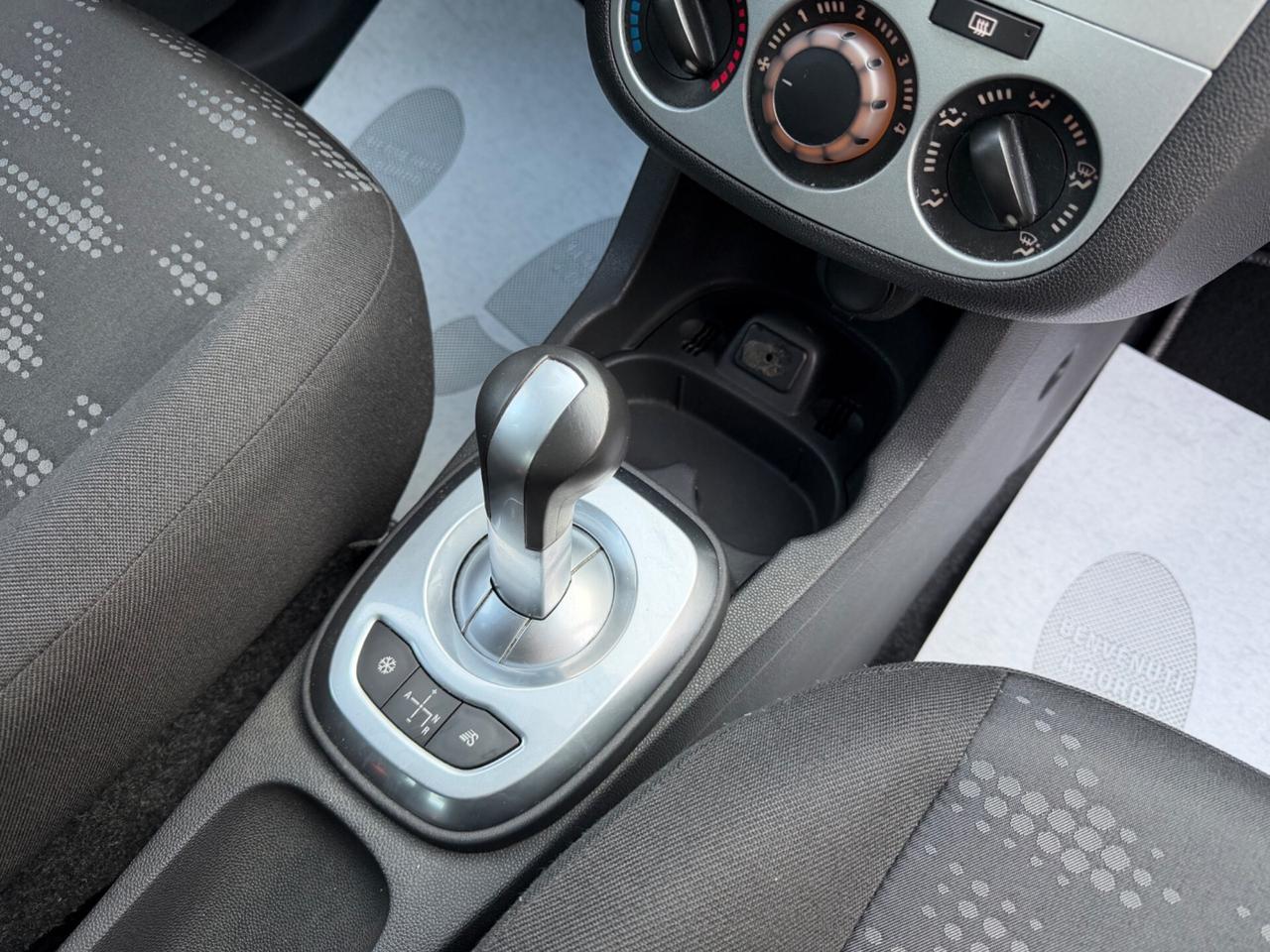 Opel Corsa 1.2 5 porte Cosmo AUTOMATICA