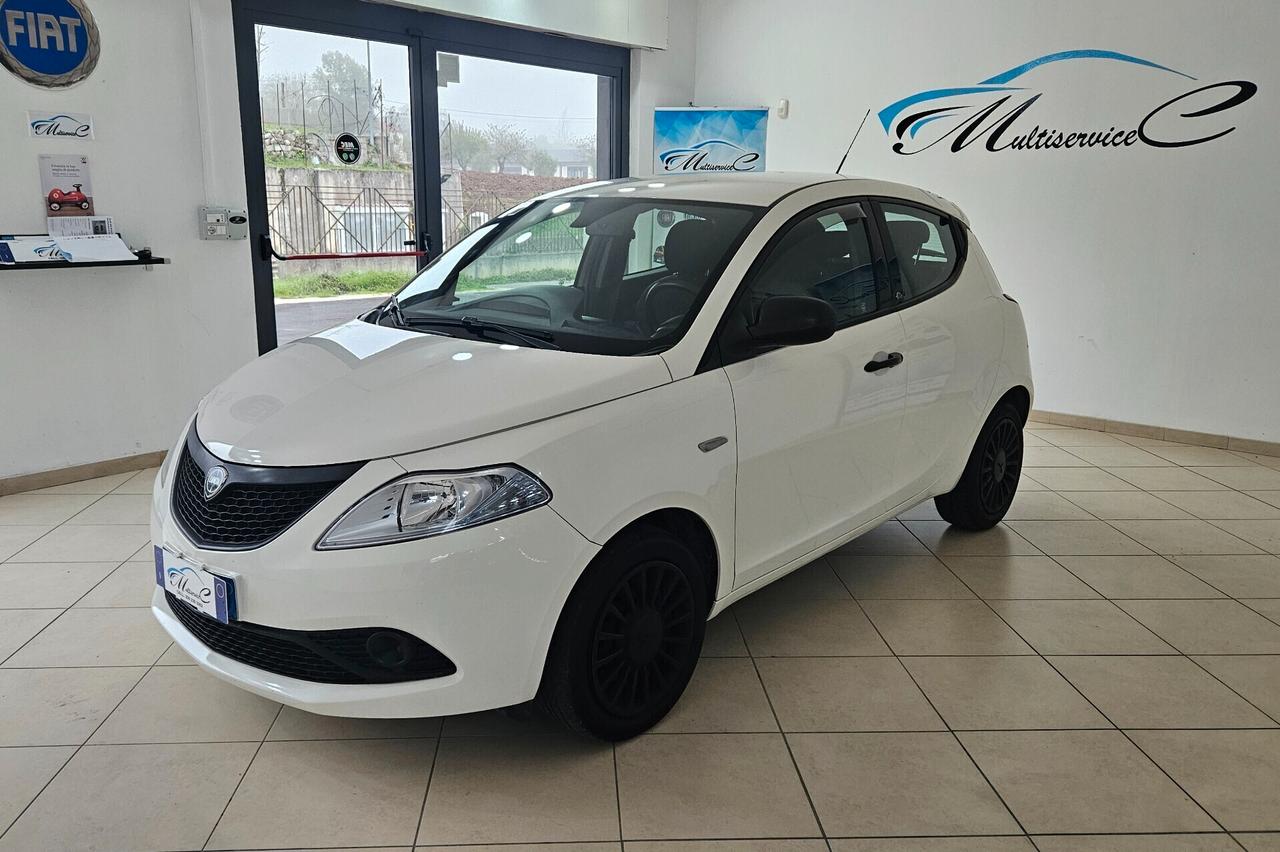 Lancia Ypsilon 1.2 69 CV 5 porte GPL Ecochic Elefantino Blu