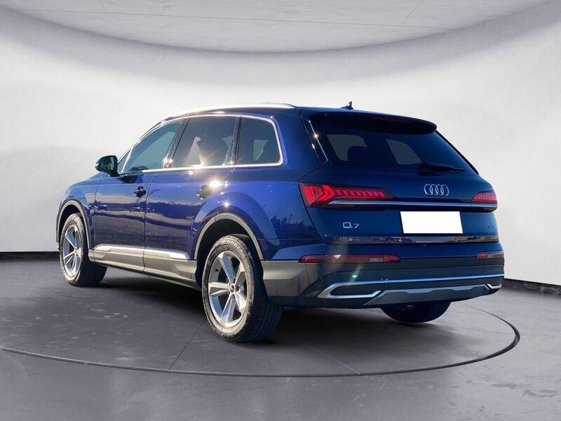 Audi Q7 II 2019 45 3.0 tdi mhev Business quattro tiptronic