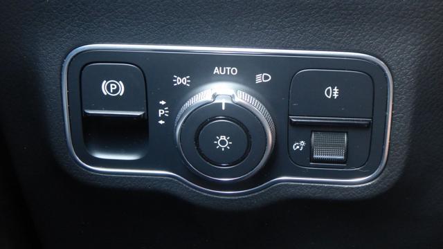 MERCEDES-BENZ GLA 220 d Automatic 4Matic Premium AMG