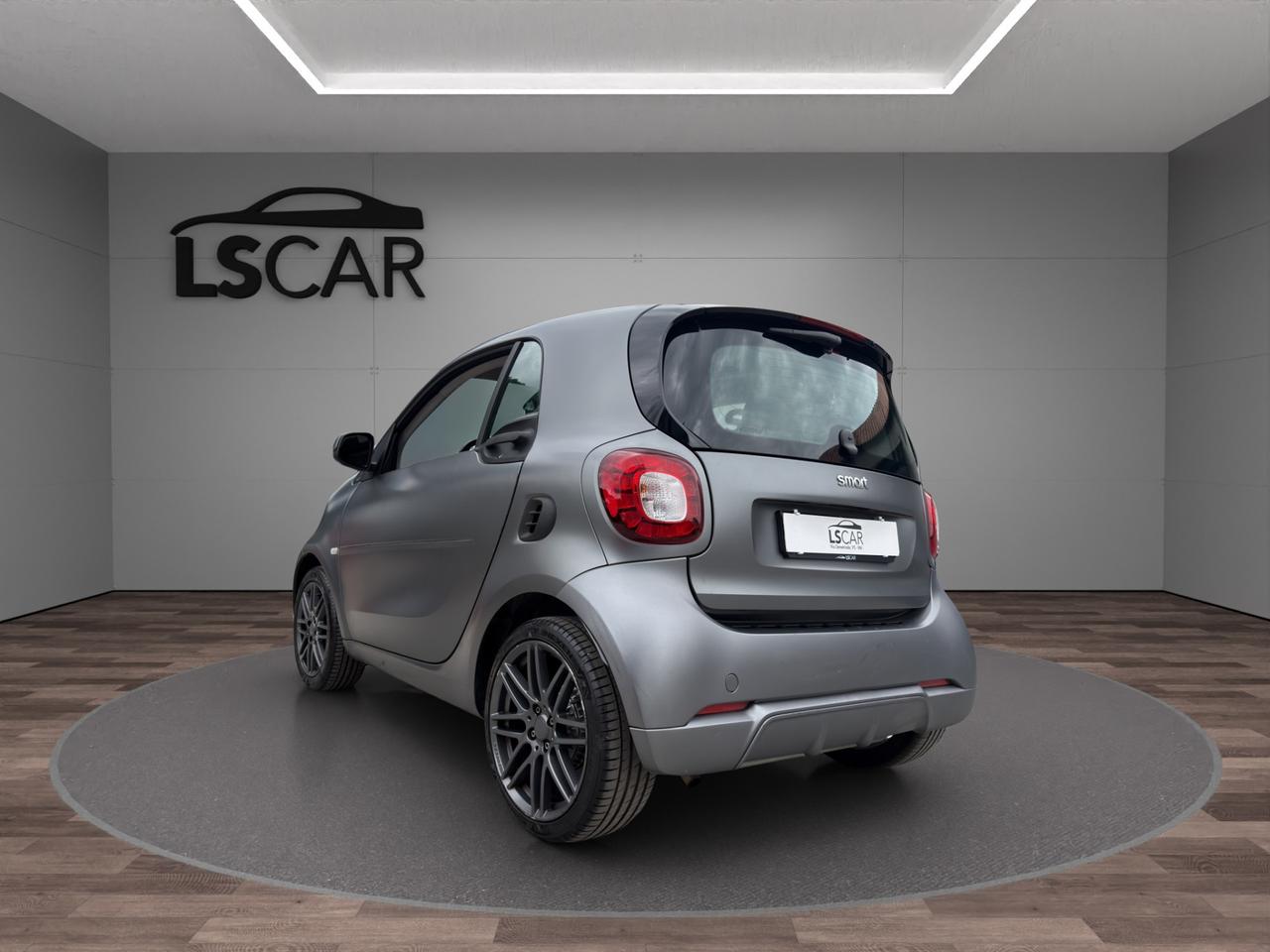 smart forTwo Allestimento BRABUS - Unipro - Promo Finanziamento - Tetto panoramico - LED