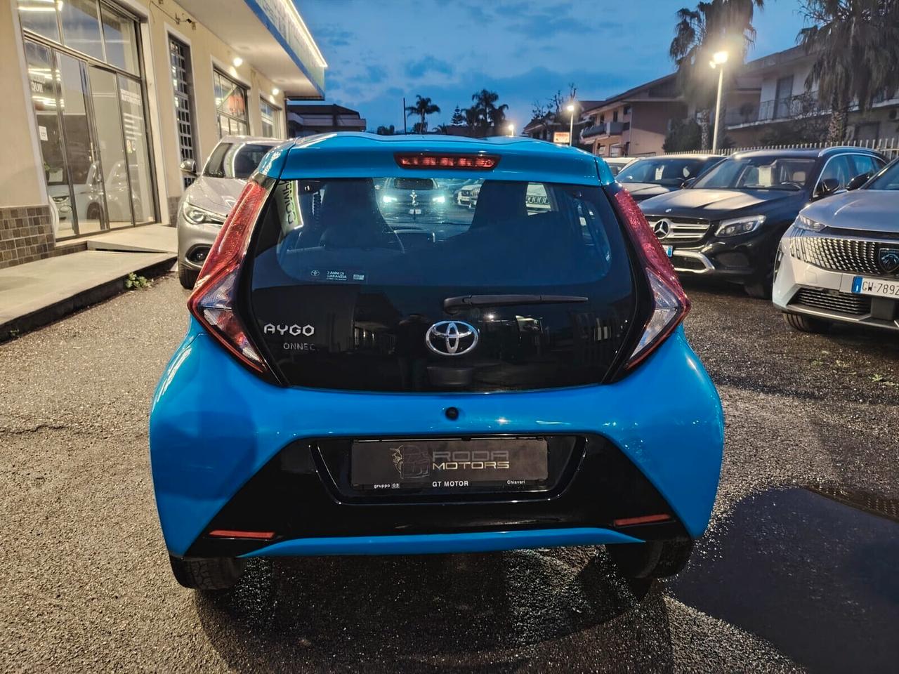 Toyota Aygo Connect 1.0 VVT-i 72 CV 5 porte