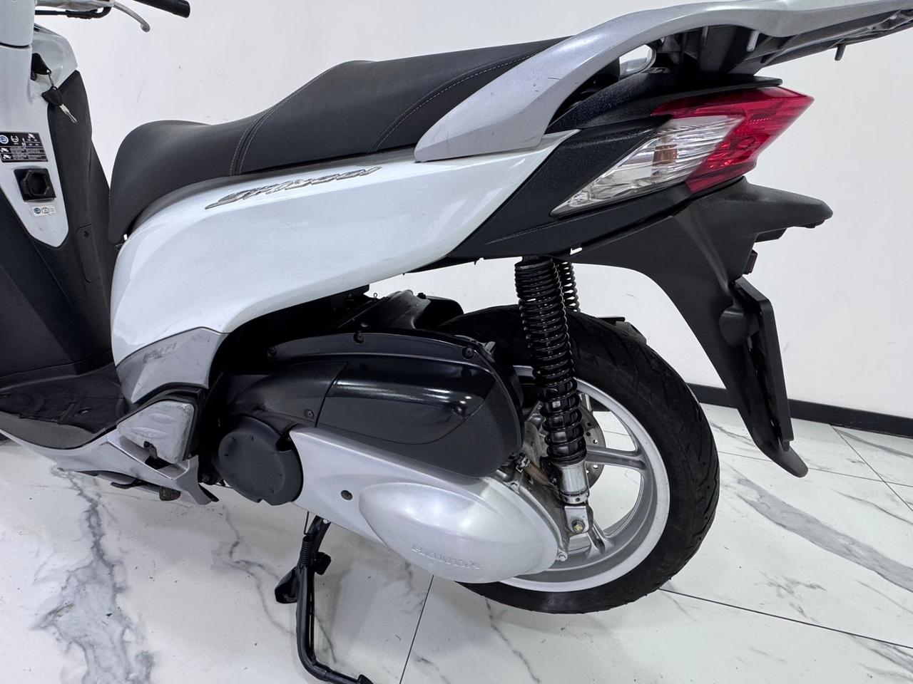Honda SH 300 ABS-TAGLIANDATO E REVISIONATO-2015