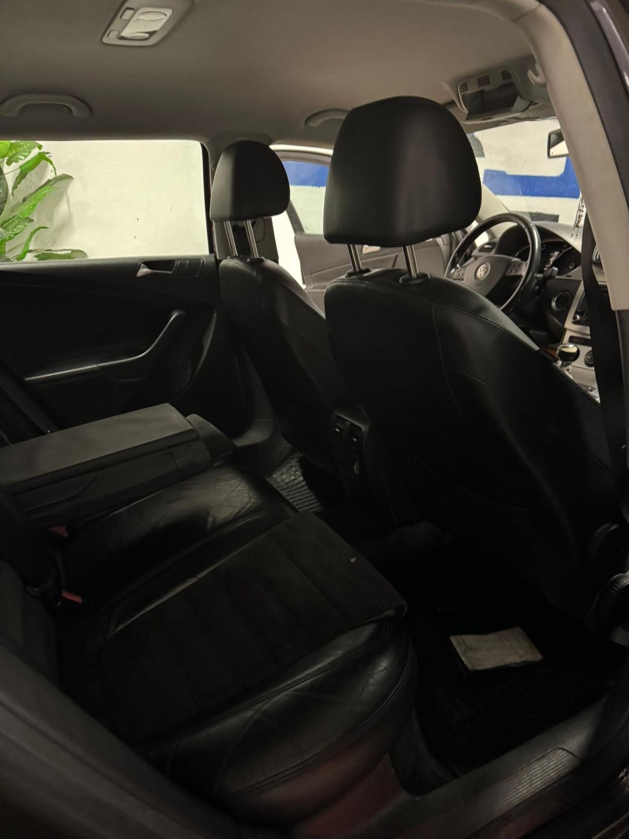 Volkswagen Passat 2.0 TDI DPF Var. Highline 2009 EURO 5