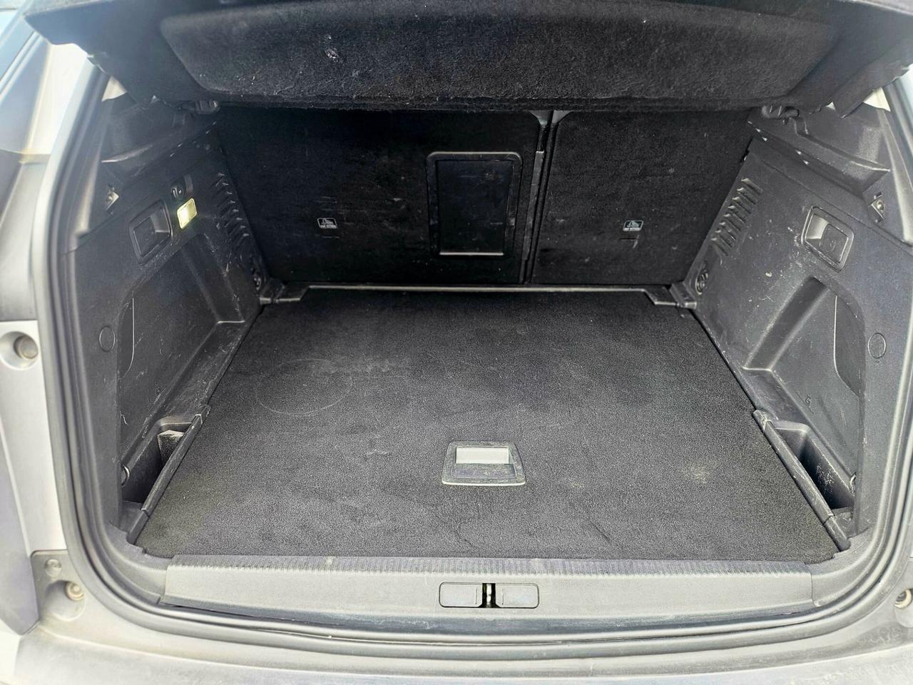 Peugeot 3008 BlueHDi 120 S&S EAT6 Business