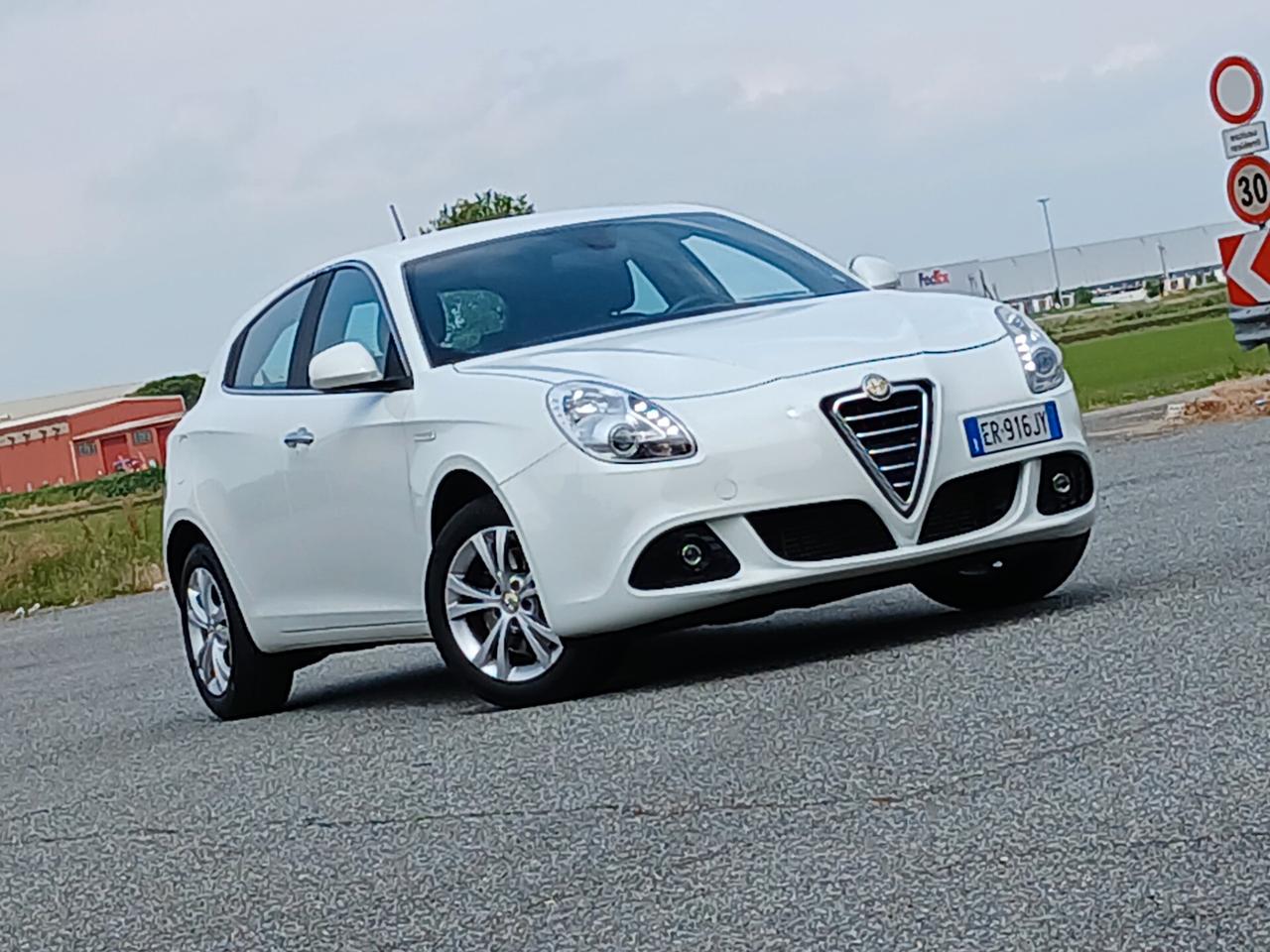 Alfa Romeo Giulietta Exclusive OK NEOPATENTATI