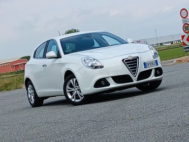 Alfa Romeo Giulietta Exclusive OK NEOPATENTATI