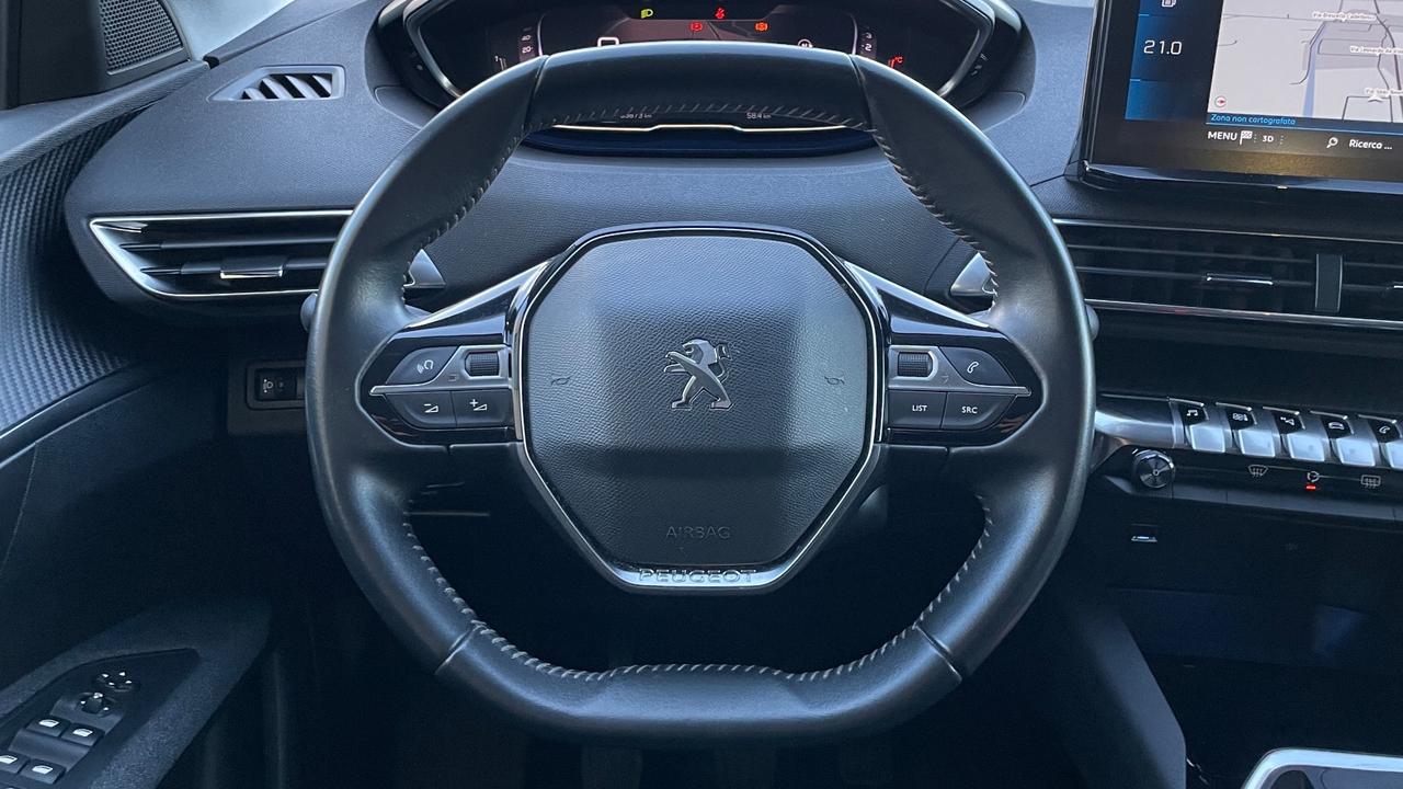 PEUGEOT 3008 1.5 ALLURE BLUEHDI 131CV - FULL LED, VIRTUAL COCKPIT, NEOPATENTATI