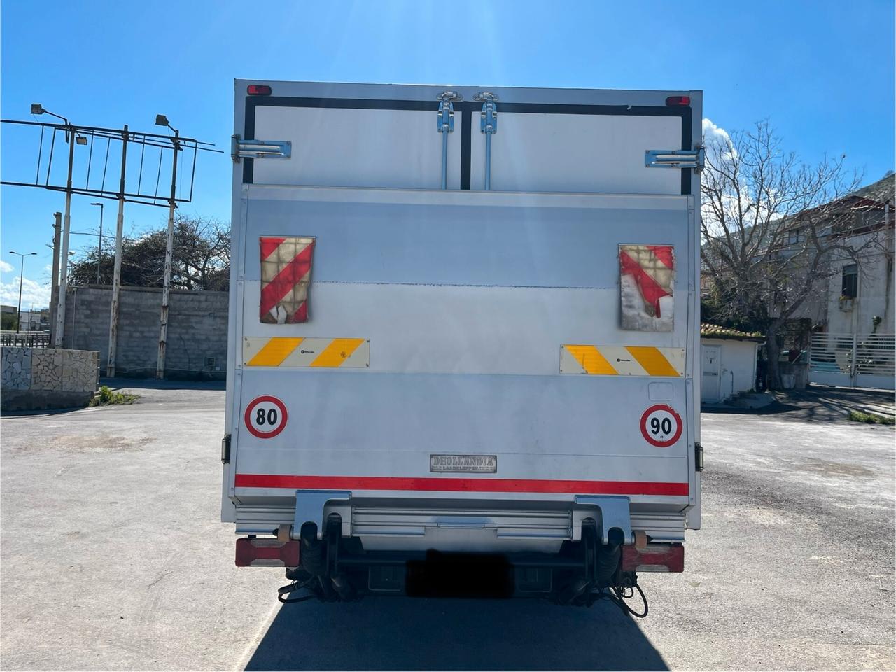 VENDESI IVECO DAILY 60 -15 CON ATP VALIDA FINO AL 2029 PER INFO 3279411053