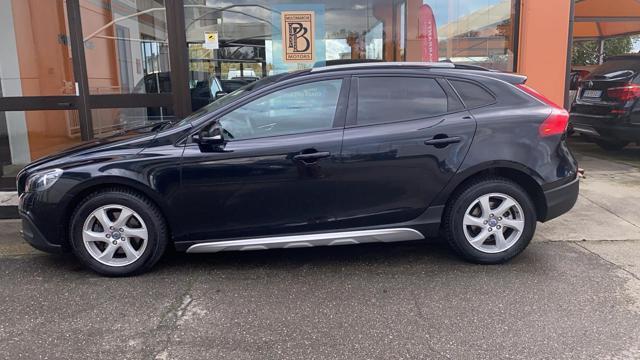 VOLVO V40 Cross Country D2 1.6 Business