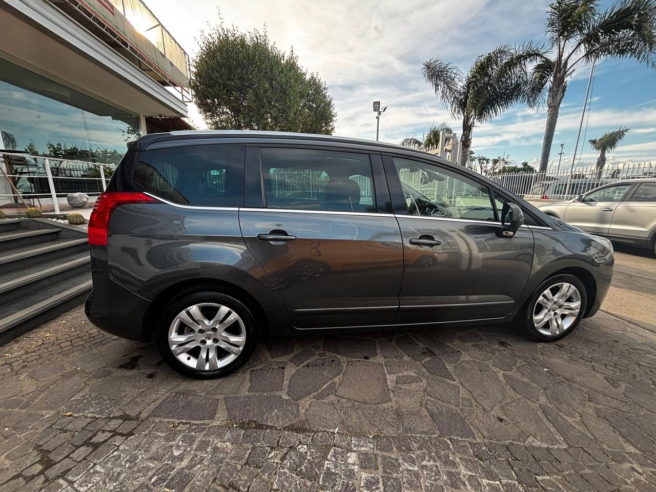 Peugeot 5008 1.6 HDi 112CV Premium