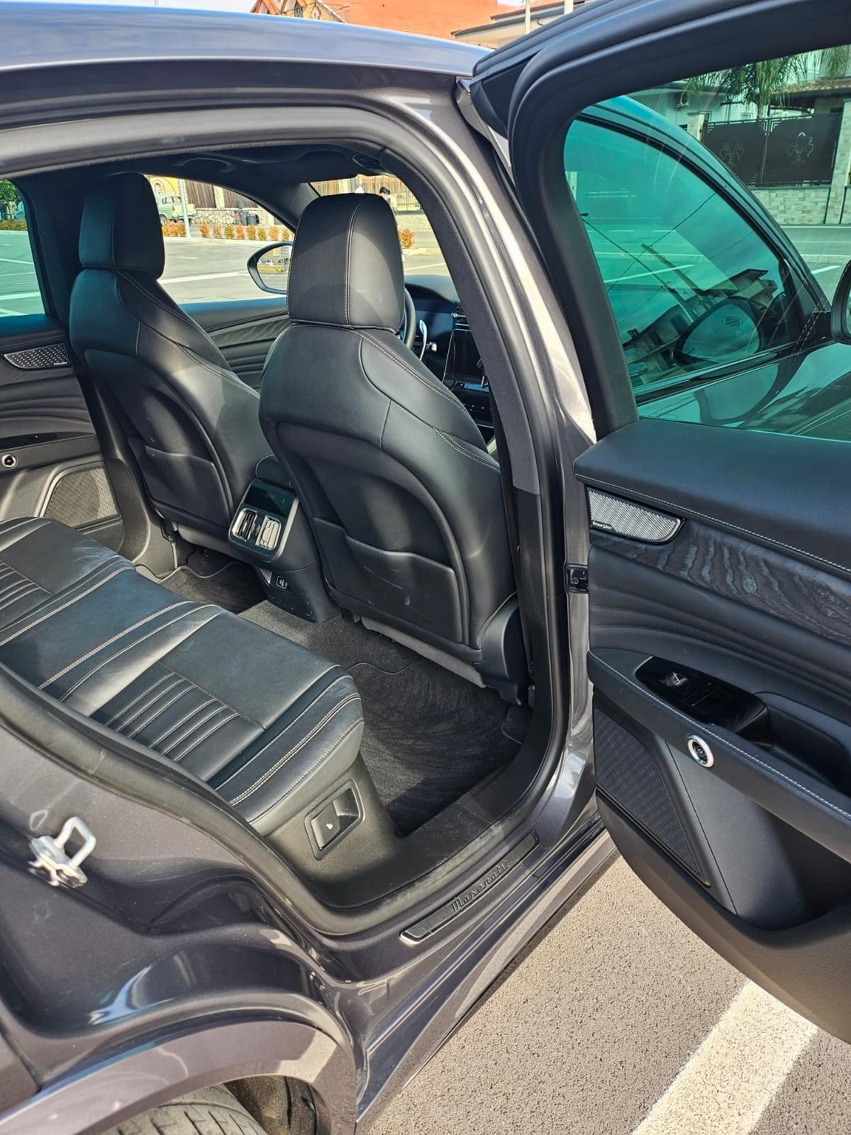 Maserati Grecale MHEV 330 CV AWD Modena