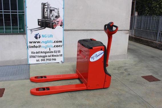 Transpallet usato Linde T16 forche da frutta