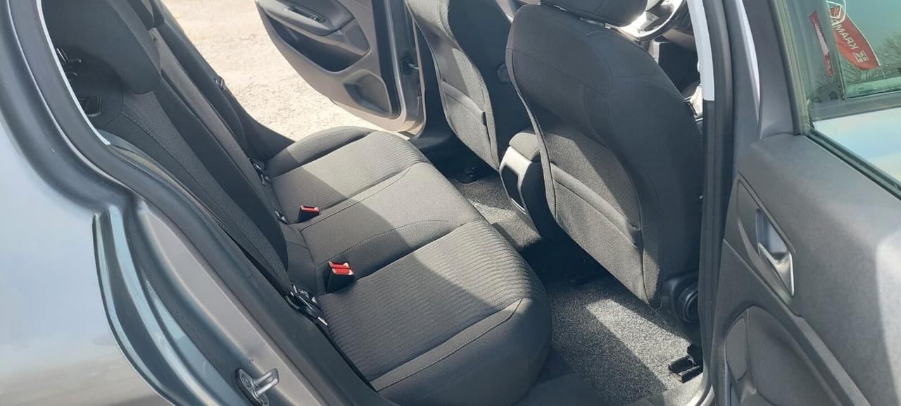 Peugeot 308 BlueHDi 120 S&S Business