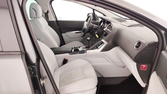 PEUGEOT 3008 BlueHDi 150 S&S Business