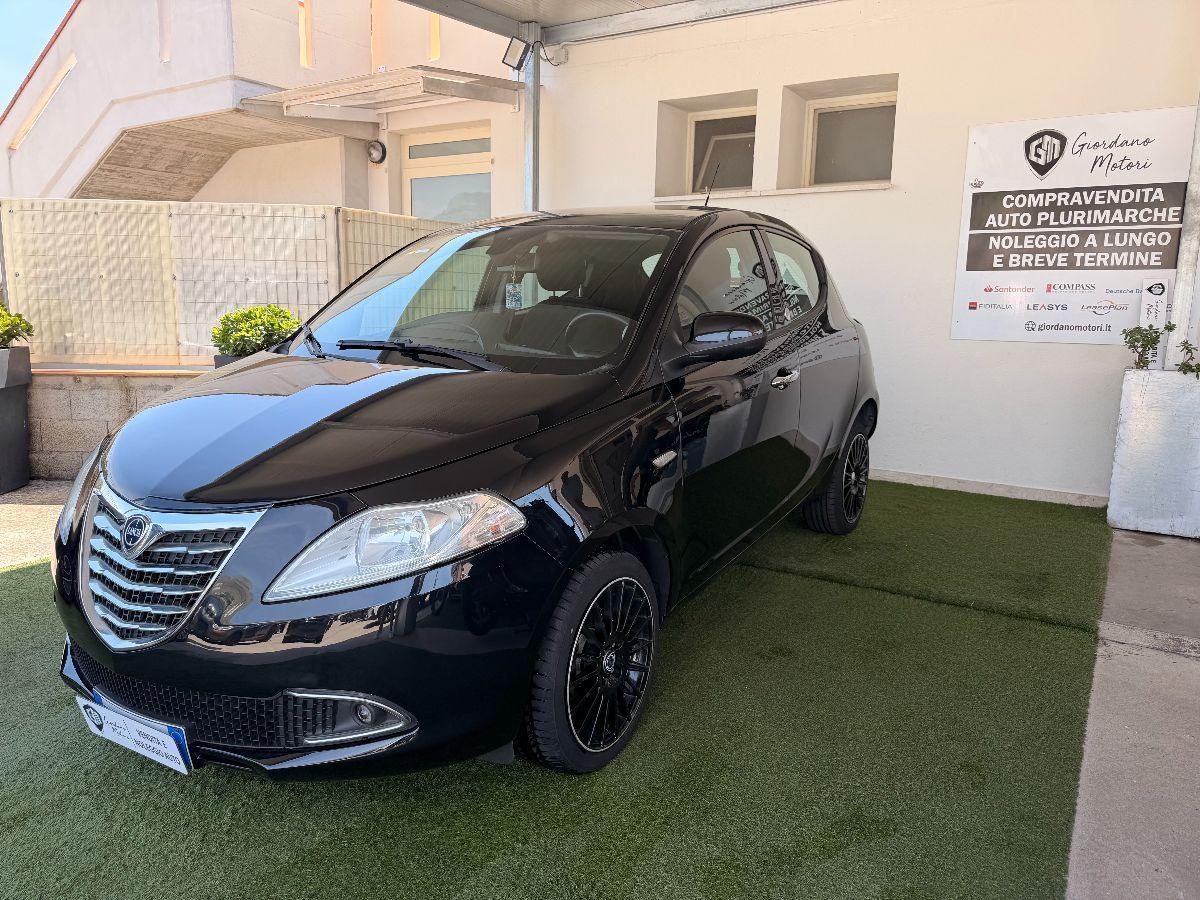 LANCIA - Ypsilon 0.9 t.air Silver ecochic metano 80cv