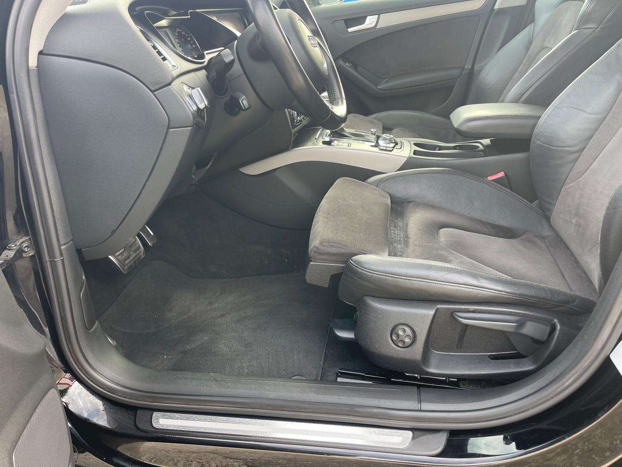 Audi A4 B8 Restyling Avant S Line est. + Advanced int. Multitronic 2.0 TDI 177cv