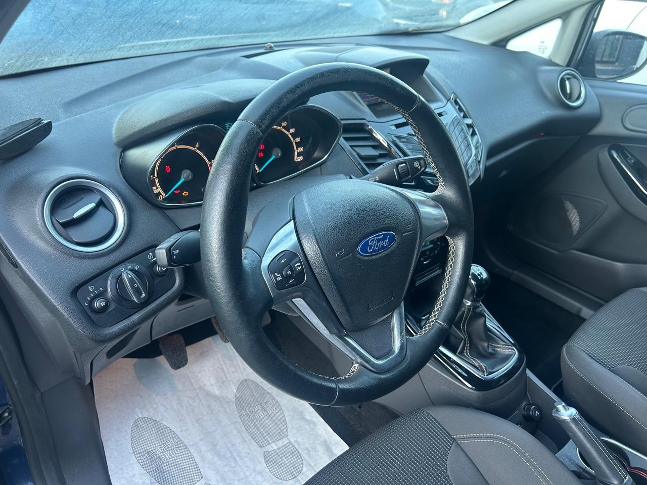 Ford Fiesta 1.5 TDCi 5P TITANIUM NAVI
