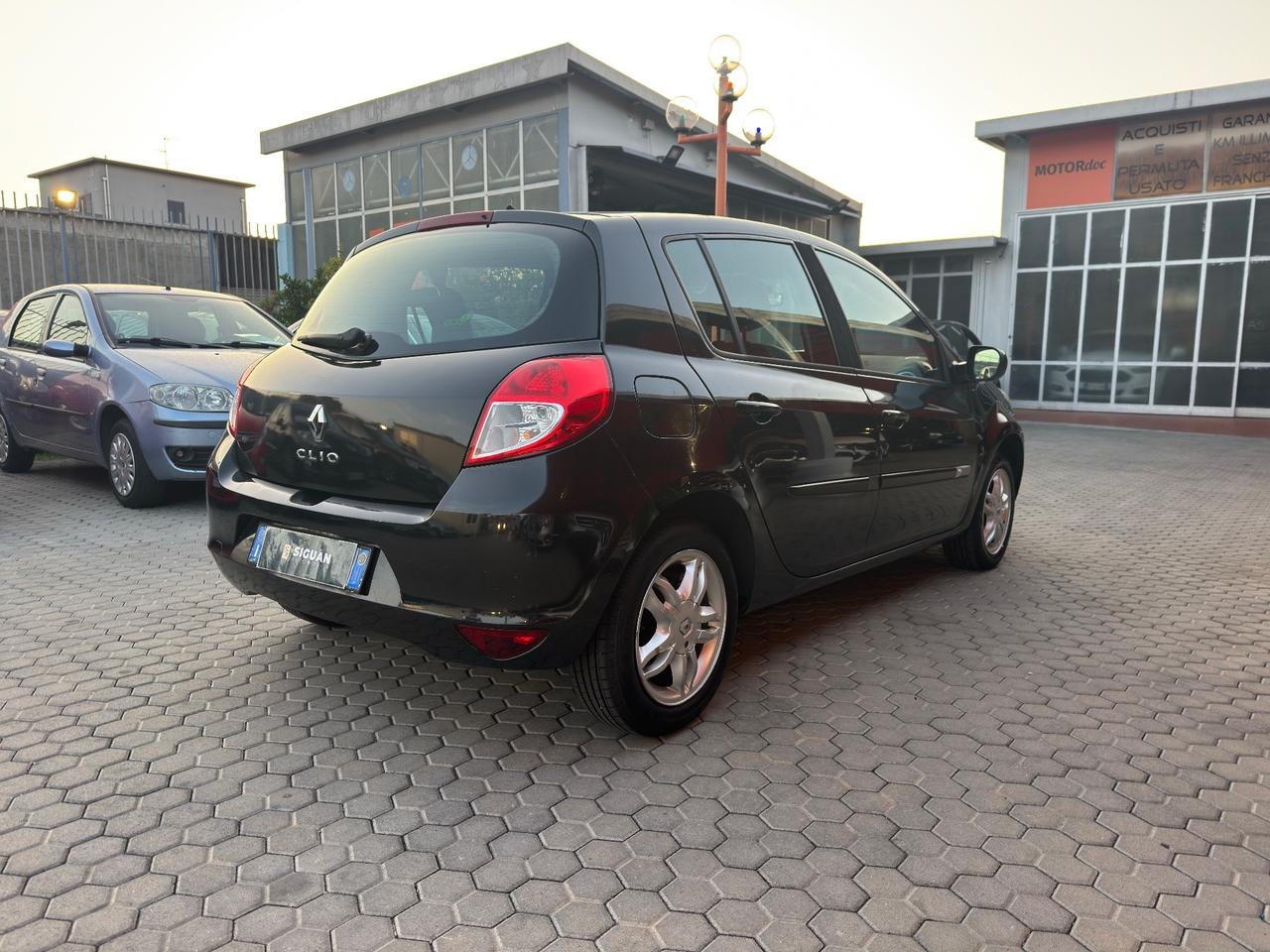 Renault Clio ADATTA A NEOPATENTATI 1.2 16V 5 porte GPL Dynamique