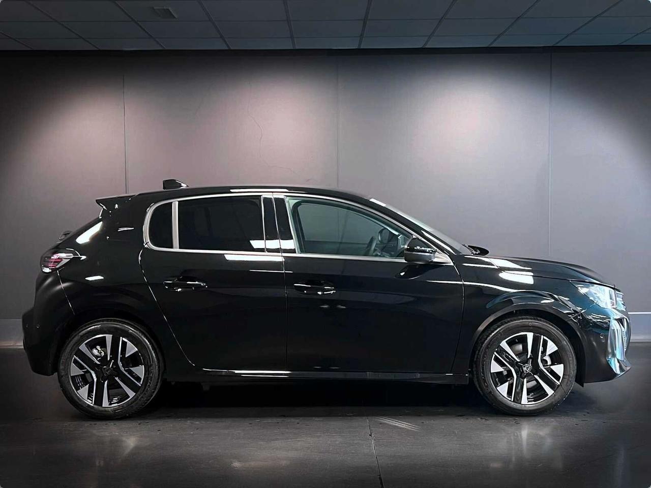 PEUGEOT 208 1.2 PURE TECH 100 CV ALLURE KM0