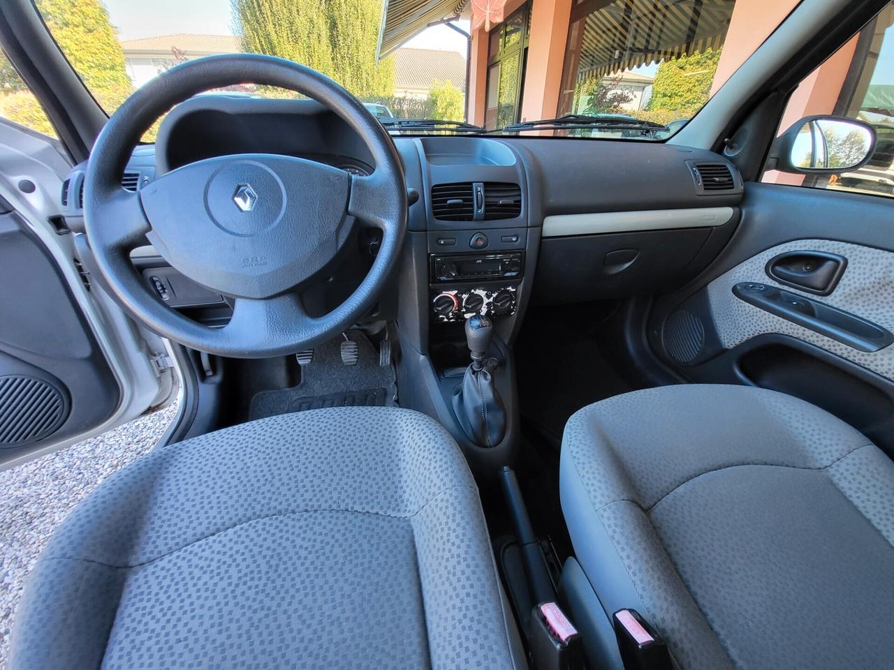 Renault Clio Storia 1.2 5 porte