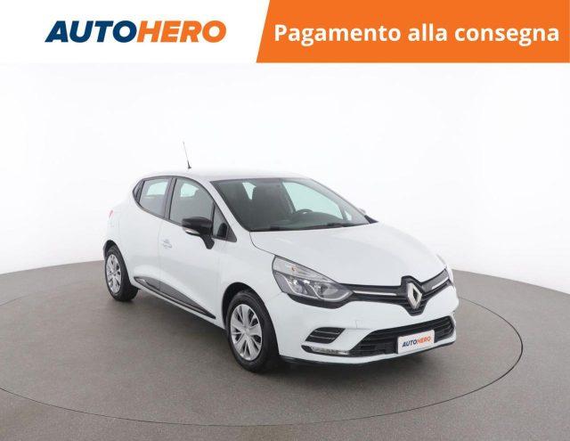 RENAULT Clio TCe 12V 75 CV 5 porte Moschino Life