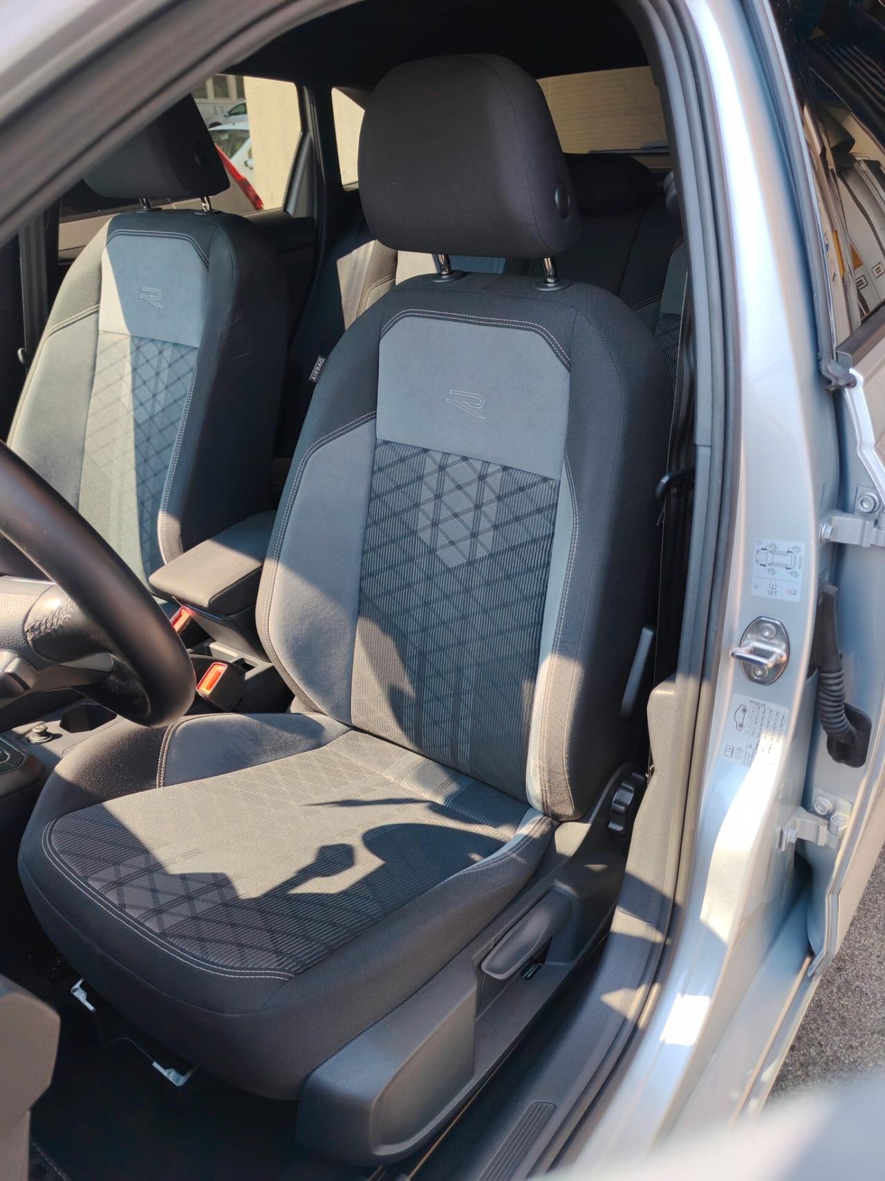 Volkswagen Taigo 1.0 TSI 110 CV R-Line