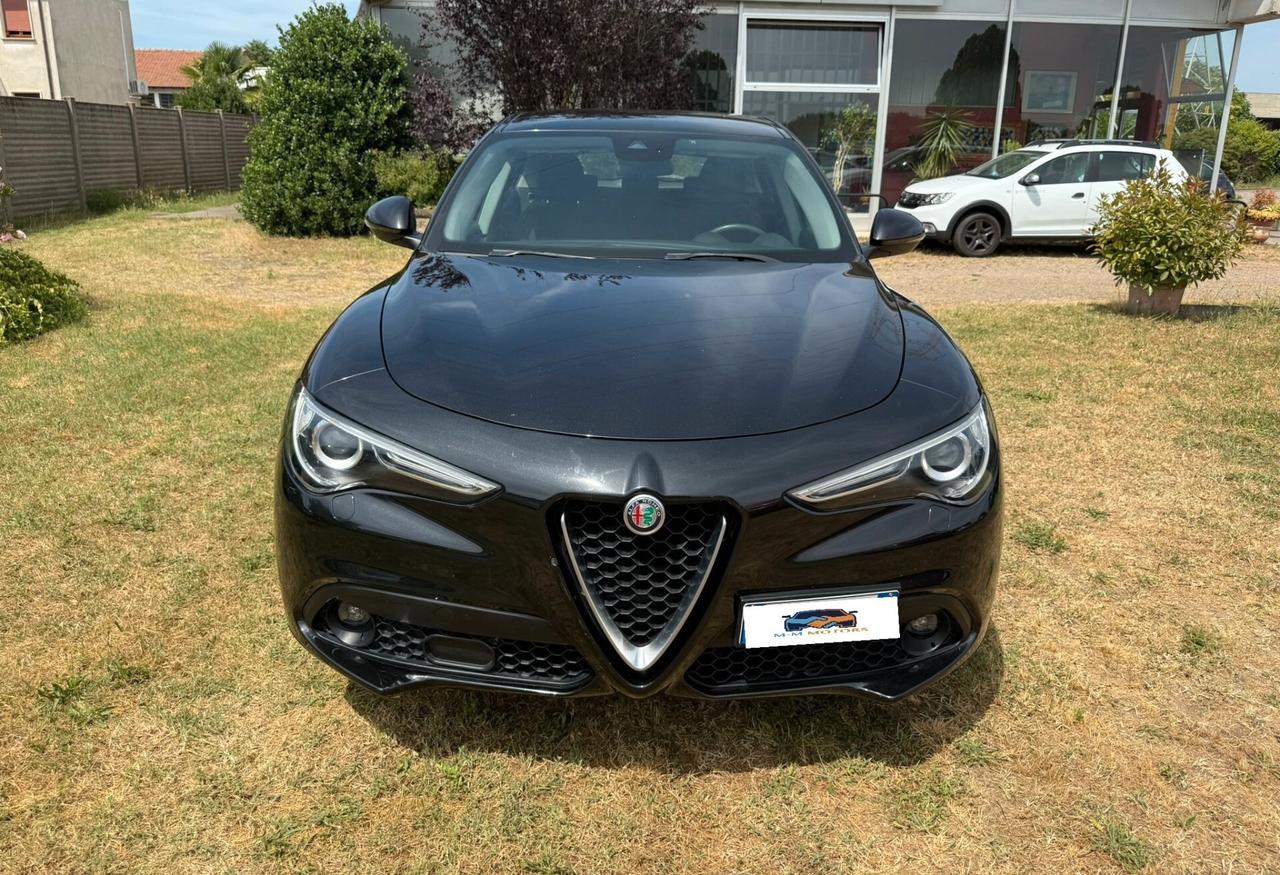Alfa Romeo Stelvio 2.2 Turbodiesel 180 CV AT8