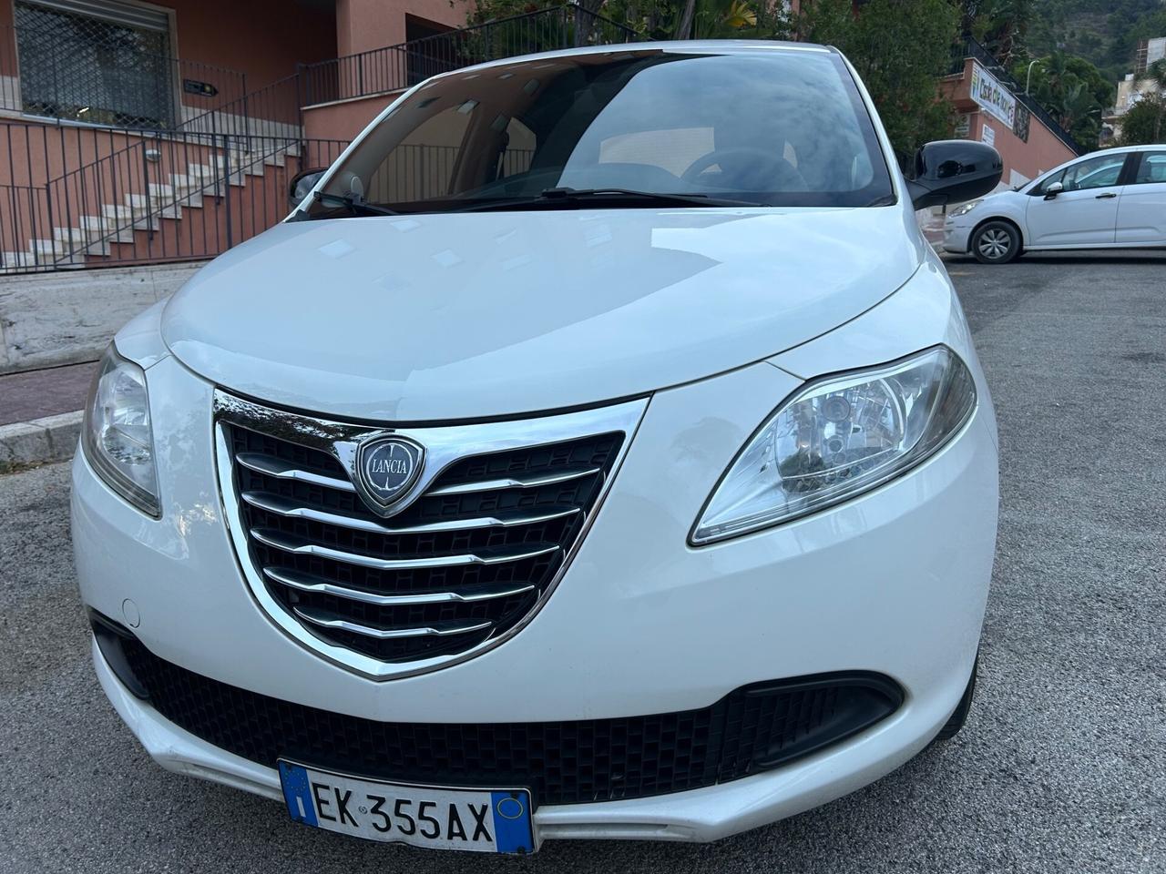 Lancia Ypsilon 1.2 benz ideale per neo patentati