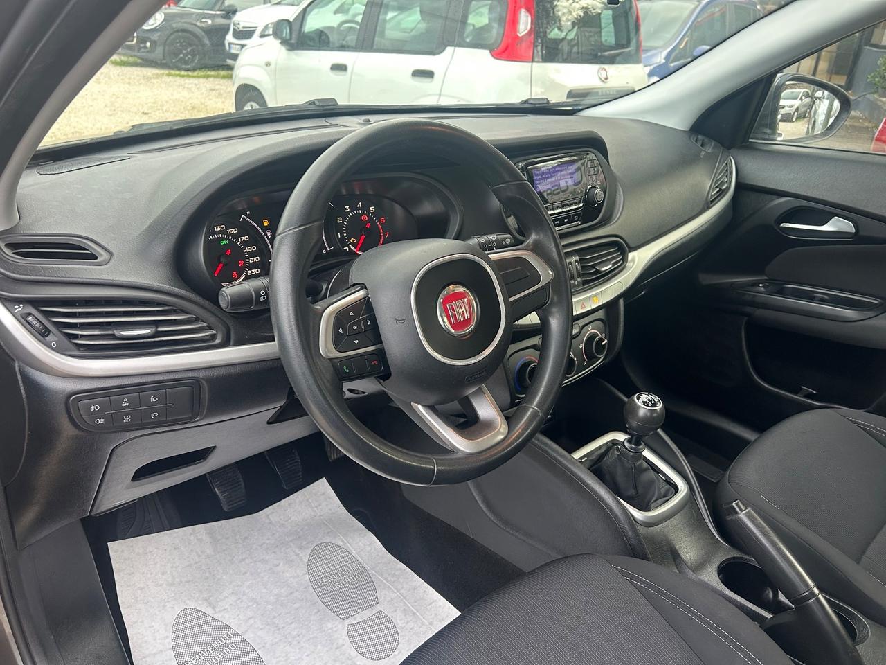 Fiat Tipo 1.4 5P FULL GARANZIA