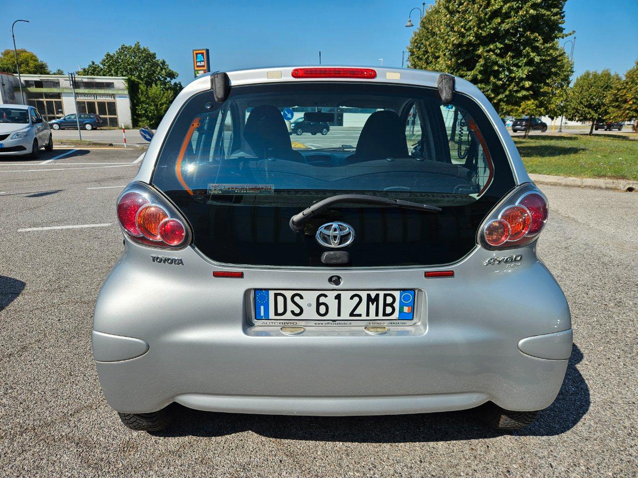Toyota Aygo 5 Porte Aygo 5p 1.0 FL