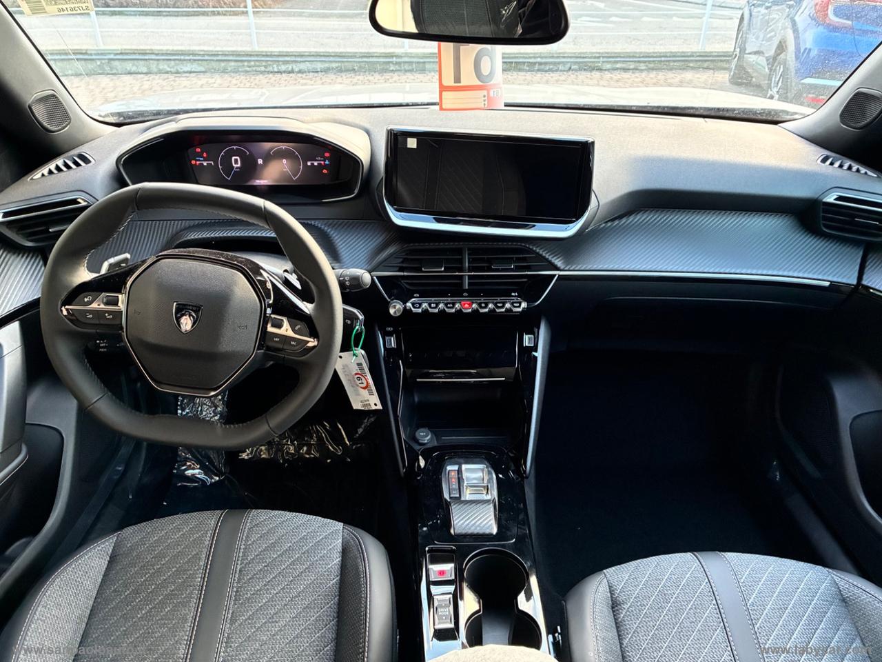 PEUGEOT 2008 PureTech 130 S&S EAT8 GT