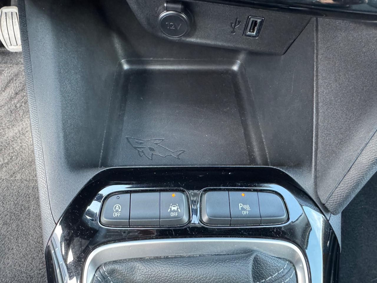 Opel Corsa 1.2 Design & Tech Bi-Color Neopatentati