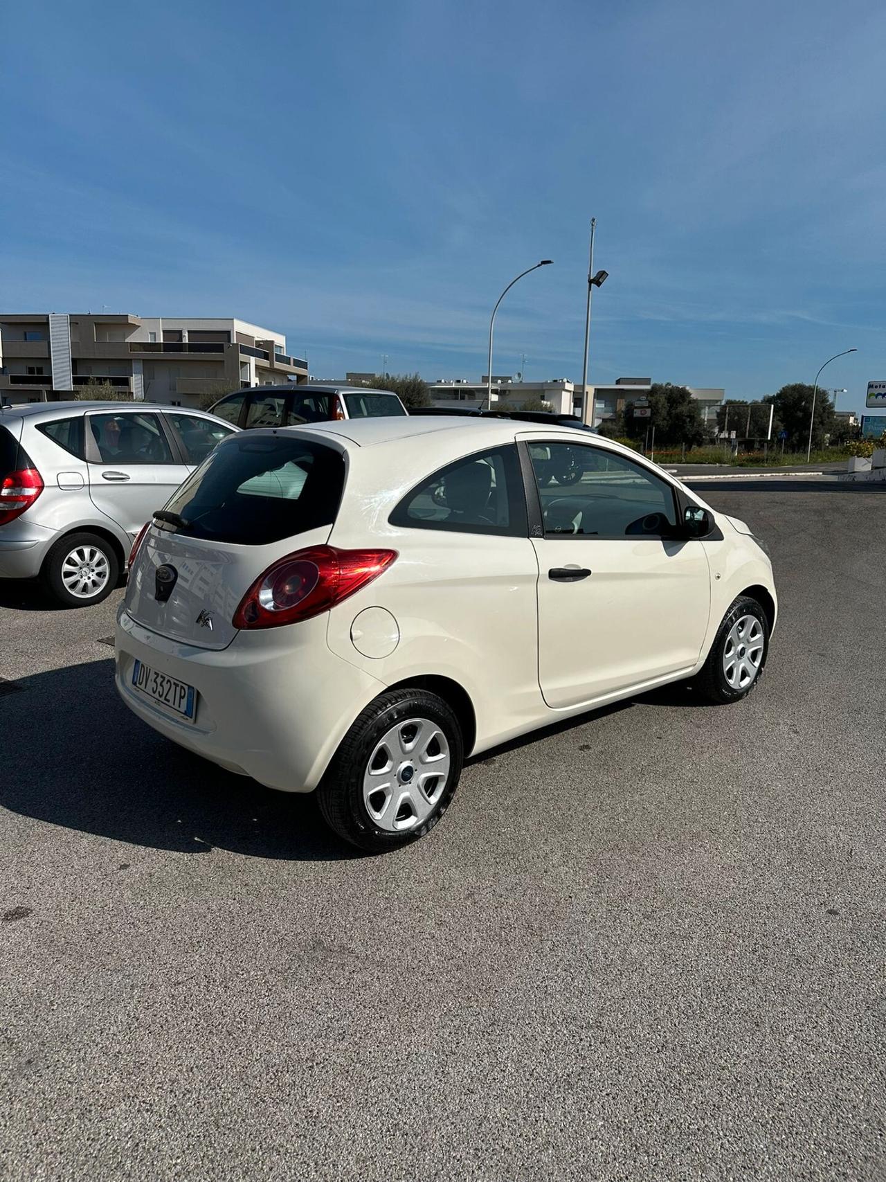 Ford Ka 1.2 8V 69CV Titanium