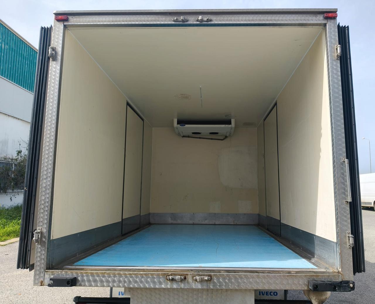Iveco Daily 35c18 isotermico con gruppo frigo