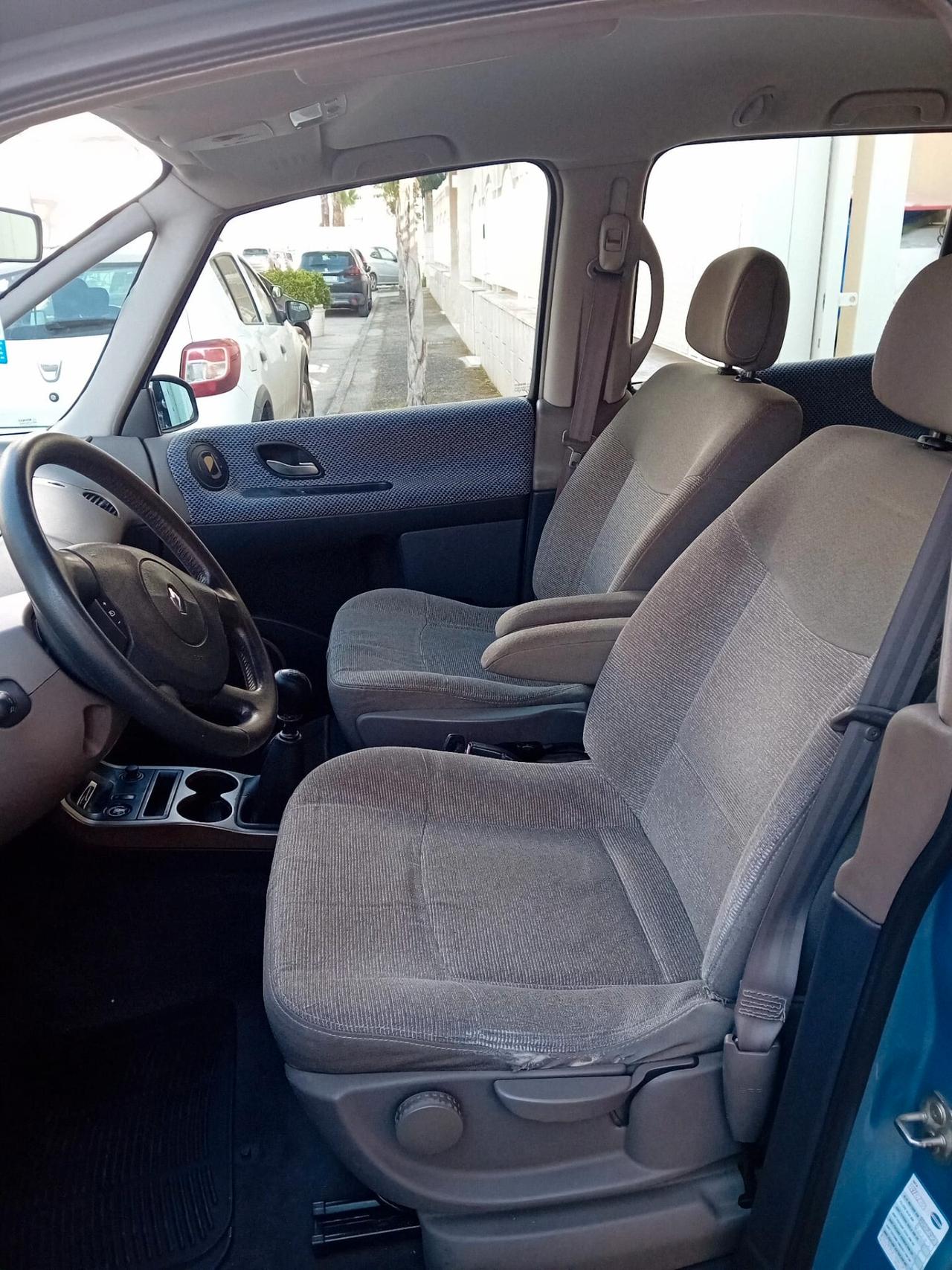 Renault Espace 1.9 dCi Expression 7 POSTI