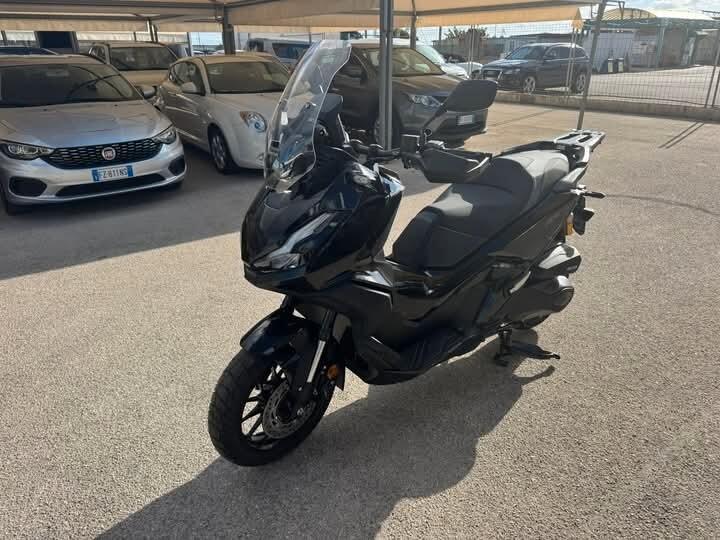Honda X-ADV 350 NUOVO PRONTA CONSEGNA