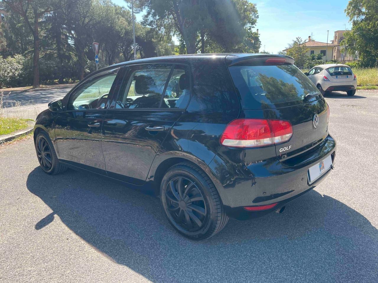 Volkswagen Golf 1.6 TDI GARANZIA 12 MESI Comfortline NEOPATENTATI DITRIBUZIONE OK GOMME NUOVE