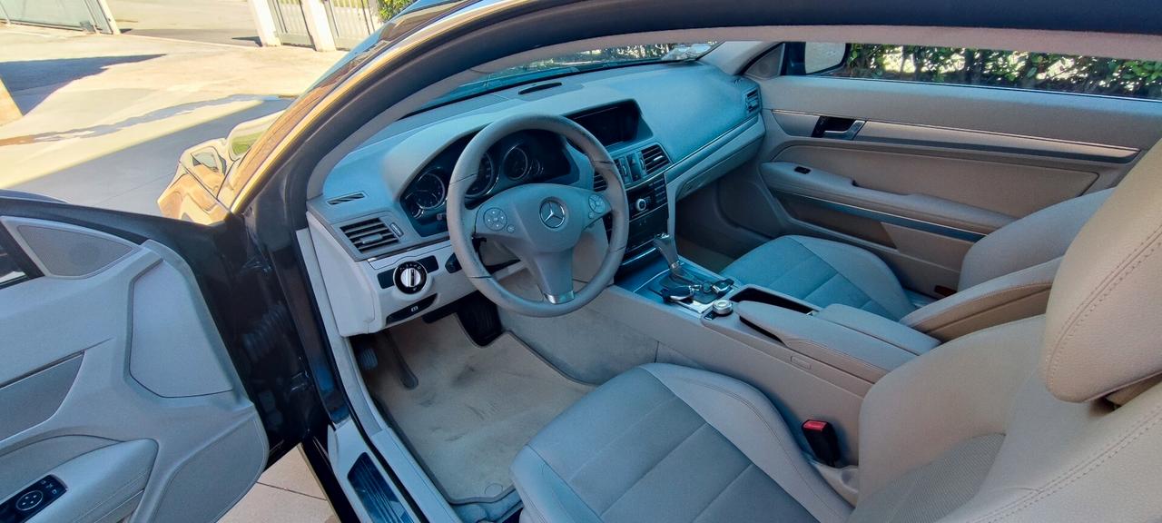 Mercedes-benz E 250 CDI Coupé BlueEFFICIENCY Avantgarde