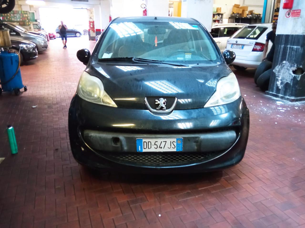 Peugeot 107 1.0 68CV 3p. Sweet Years