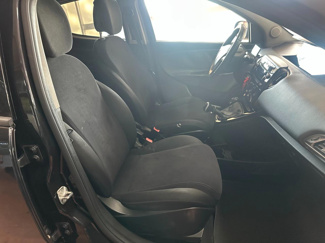 Lancia Ypsilon 1.2 69 CV 5 porte GPL Ecochic Gold