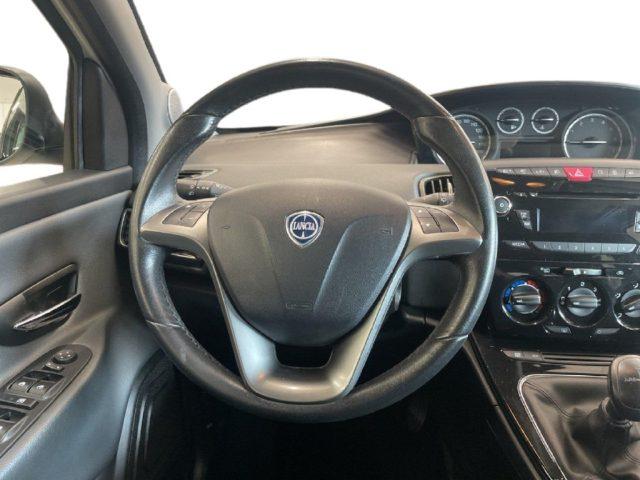 LANCIA Ypsilon 0.9 TwinAir 85 CV 5 porte S&S DFN Gold