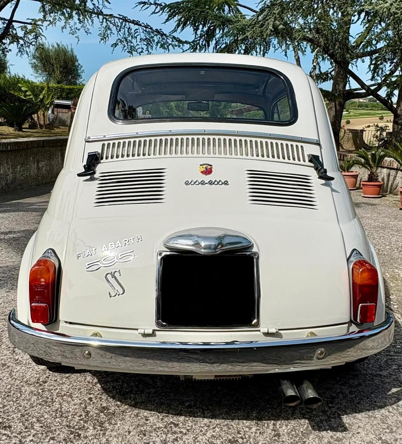 ABARTH 595 ESSEESSE ( 110 D )