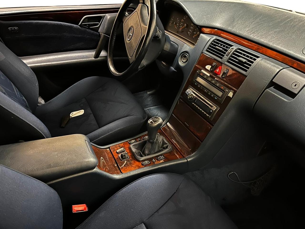 Mercedes-benz E 250 diesel cat Elegance PERFETTA