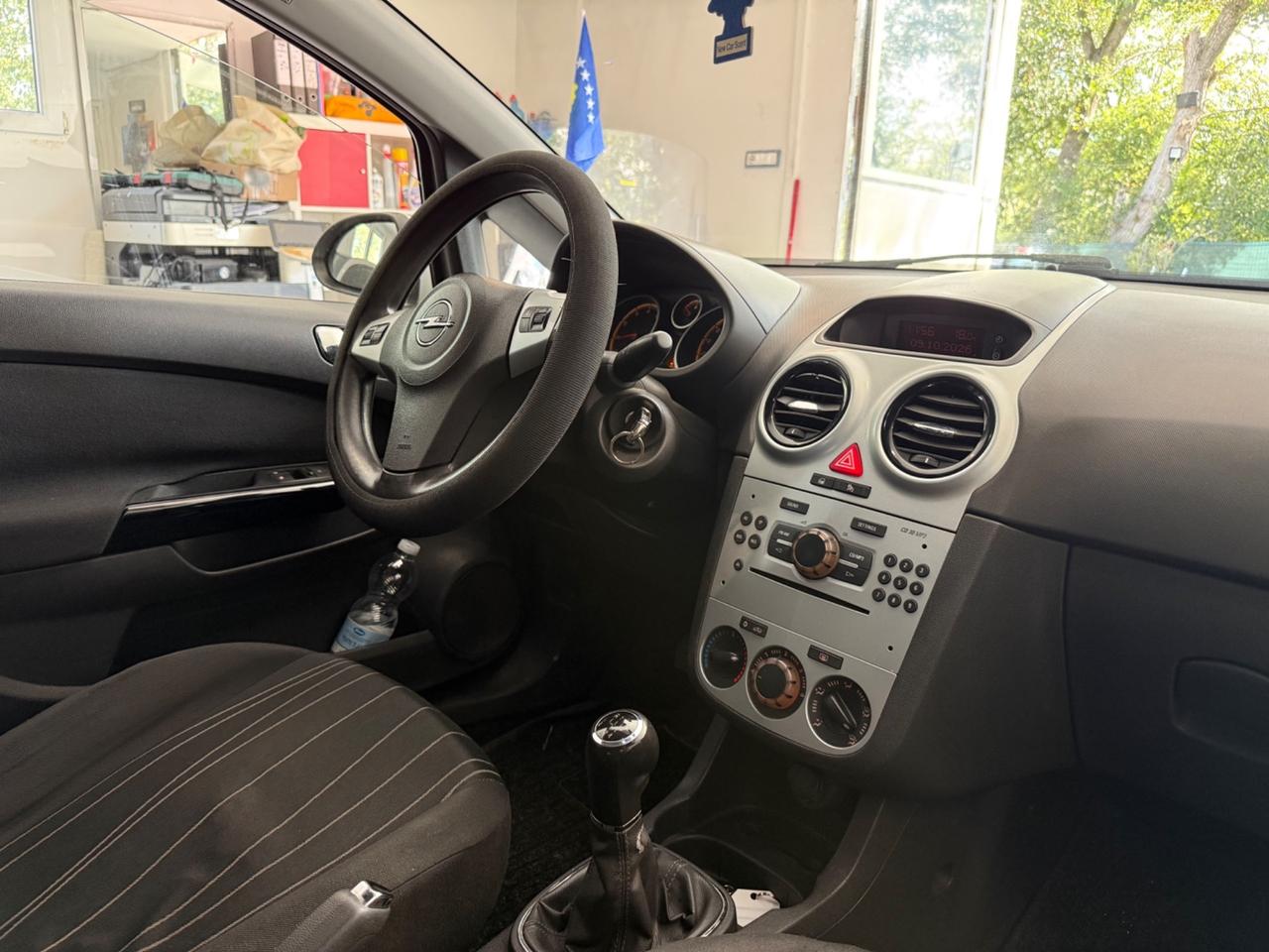 Opel Corsa 1.2 benzina 114.000KM