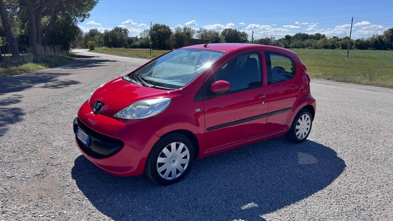 Peugeot 107 1.0 68CV 5p. Desir