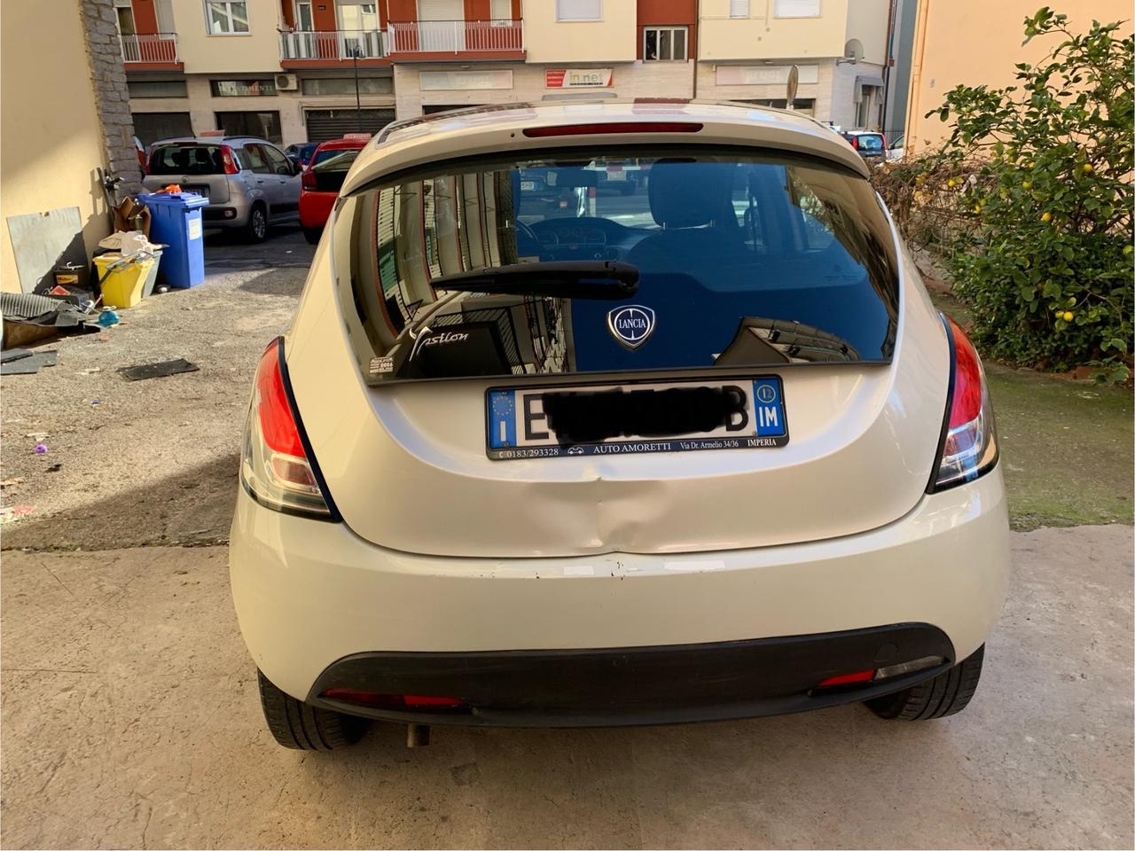 Lancia Ypsilon 0.9 TwinAir 85 CV 5 porte S&S -2012 km 27000