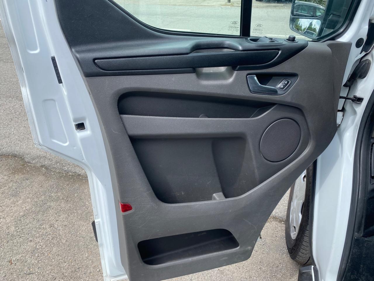Ford Transit Custom 290 2.0 TDCi 130 PC Furgone Entry