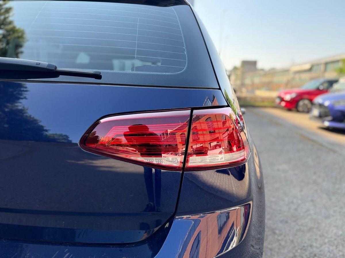 Volkswagen Golf 1.6 tdi Highline 115cv