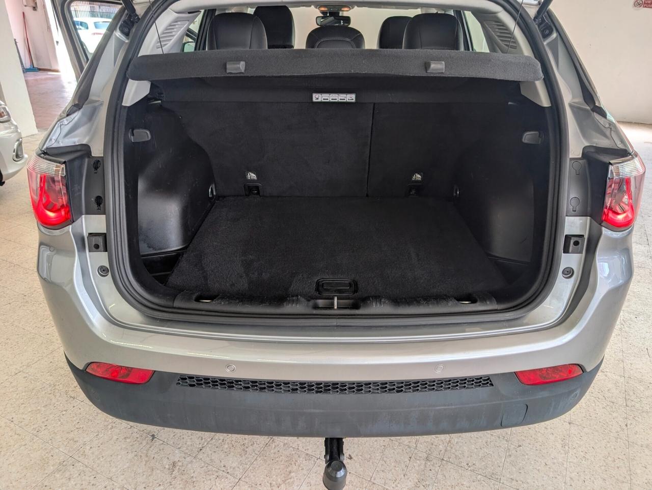 Jeep Compass 2.0 Multijet II aut. 4WD Night Eagle GANCIO TRAINO